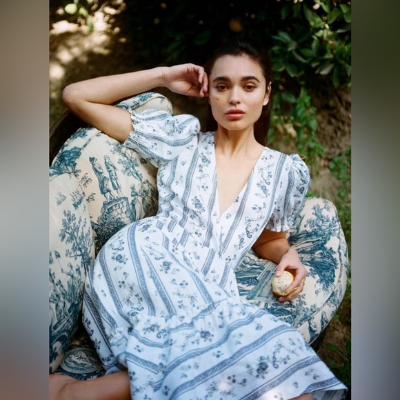 Reformation Veronica Midi Dress LINEN | Size M| Color: Roquefort - Picture 2 of 7